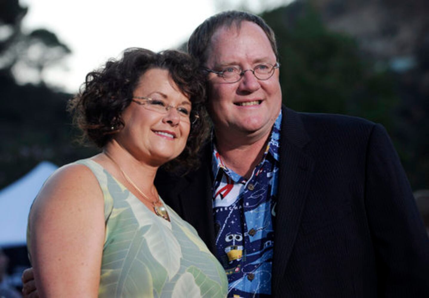 Robot rules the red carpet at "WALL-E" premiere