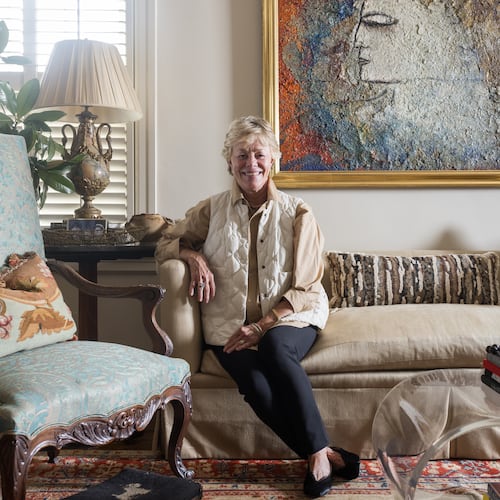 Designer Carter Kay approached downsizing like a curator, filling her Chattanooga cottage with eclectic art and family heirlooms. (Courtesy of Tomas Espinoza)