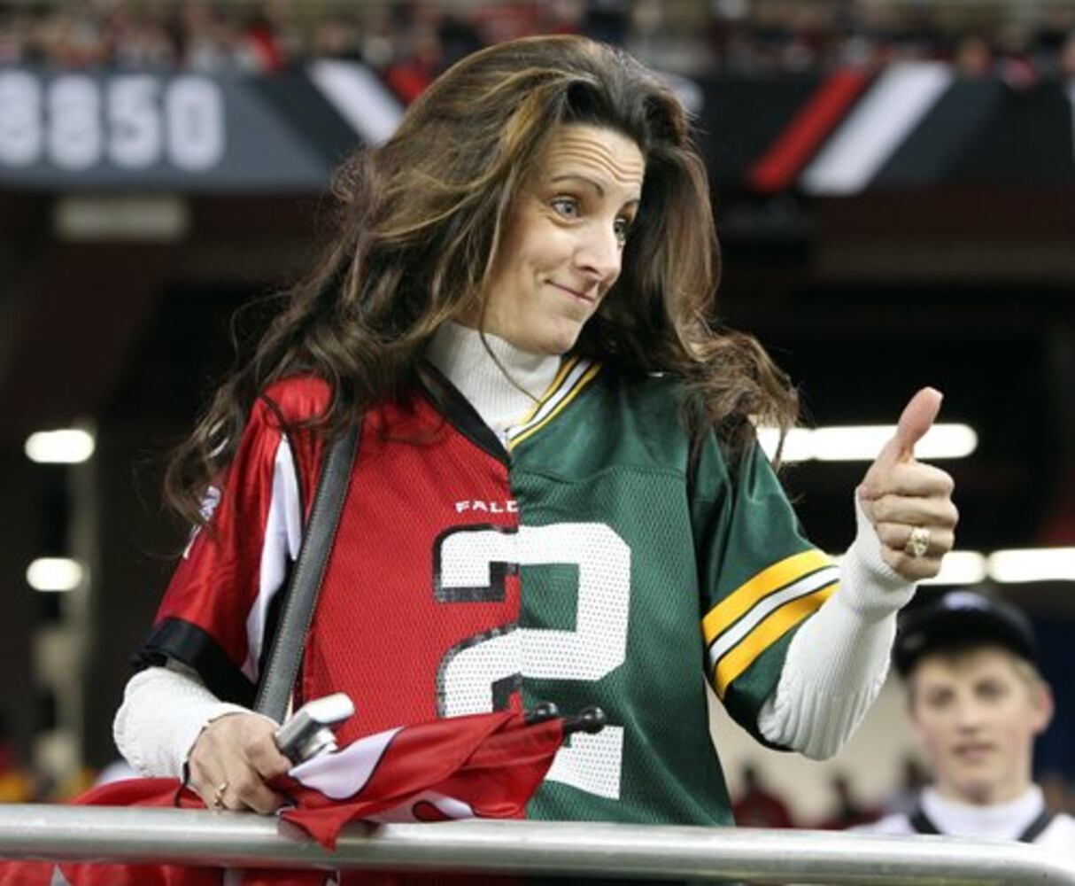 Fans fired up for Falcons playoff game