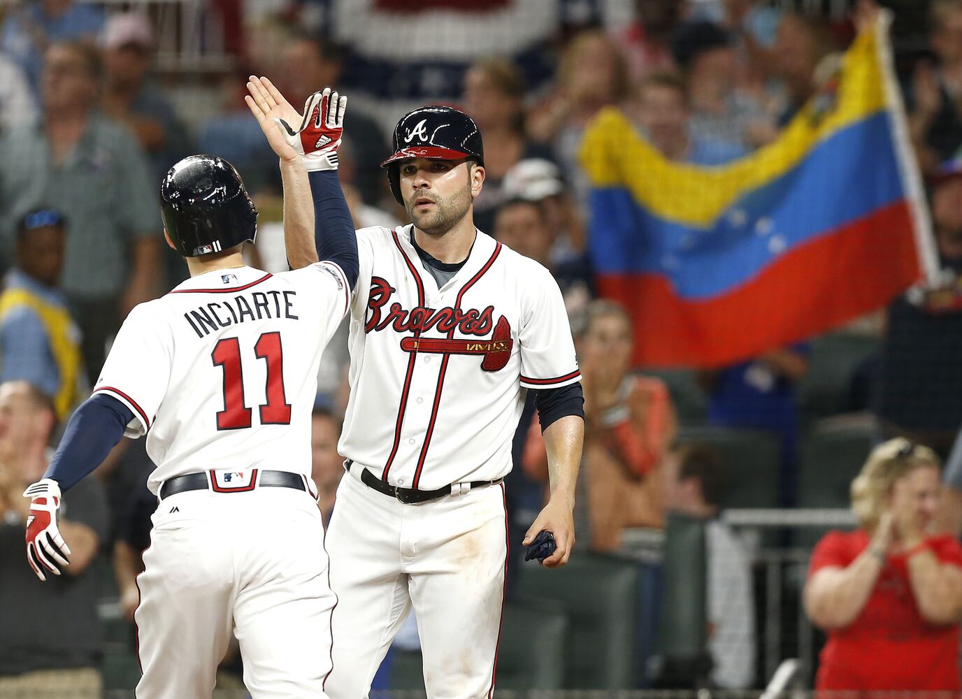 Photos: Braves try to bounce back against Astros