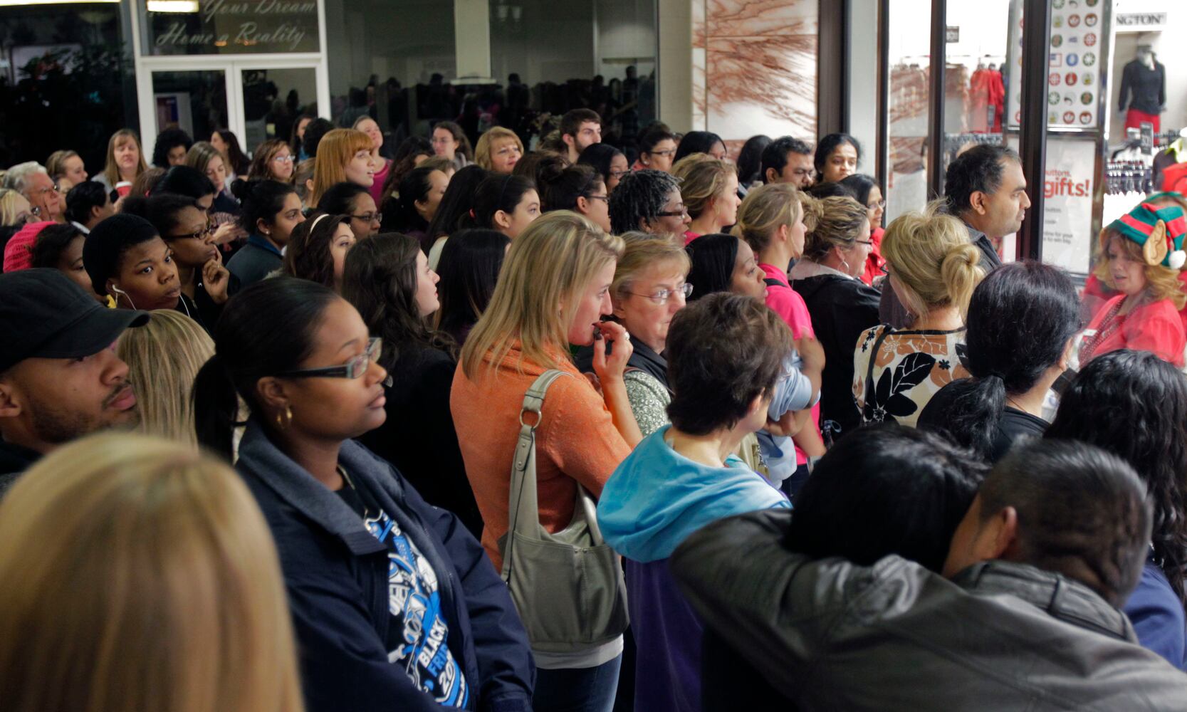 Atlanta turns out for Black Friday