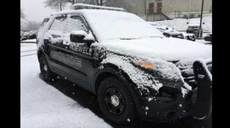 It's snowing in some areas of north Fulton County. Roswell and Alpharetta have both reported steady falls. North Fulton is under a winter weather advisory.