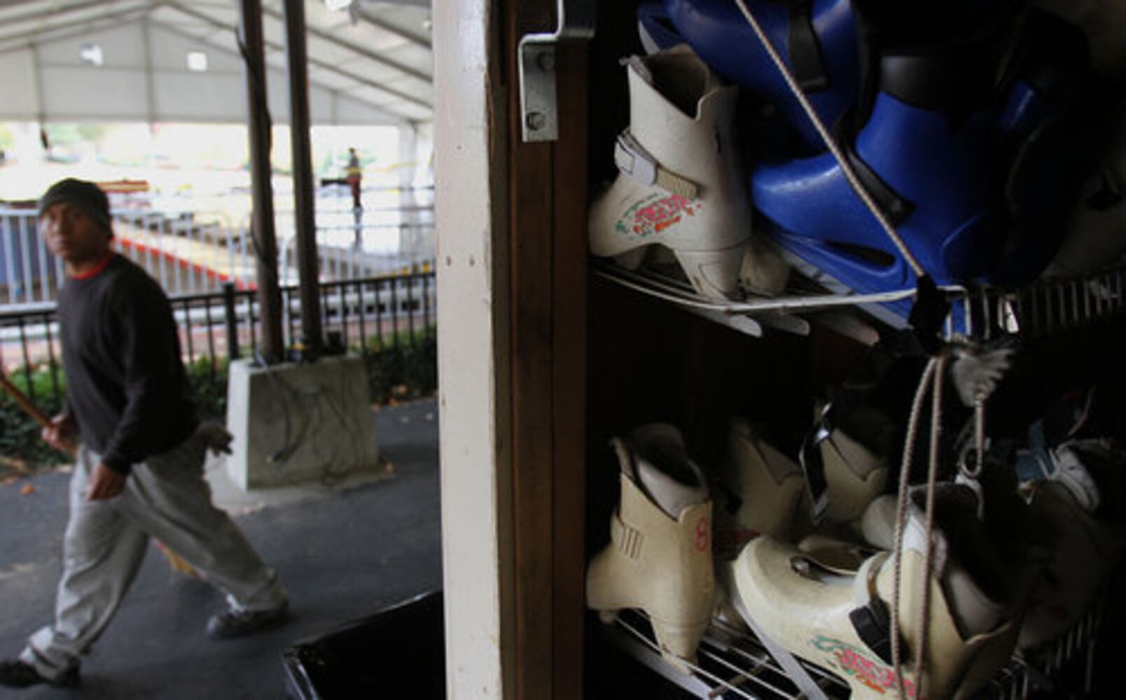Centennial Olympic Park’s ice rink opens Friday for 13th year