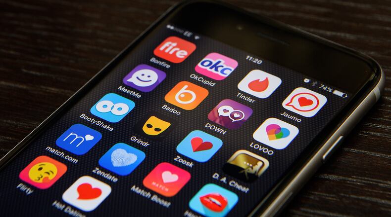 LONDON, ENGLAND - NOVEMBER 24: A selection of online dating app logos are seen on a mobile phone screen on November 24, 2016 in London, England. Following a number of deaths linked to the use of anonymous online dating apps, the police have warned users to be aware of the risks involved, following the growth in the scale of violence and sexual assaults linked to their use. (Photo by Leon Neal/Getty Images)