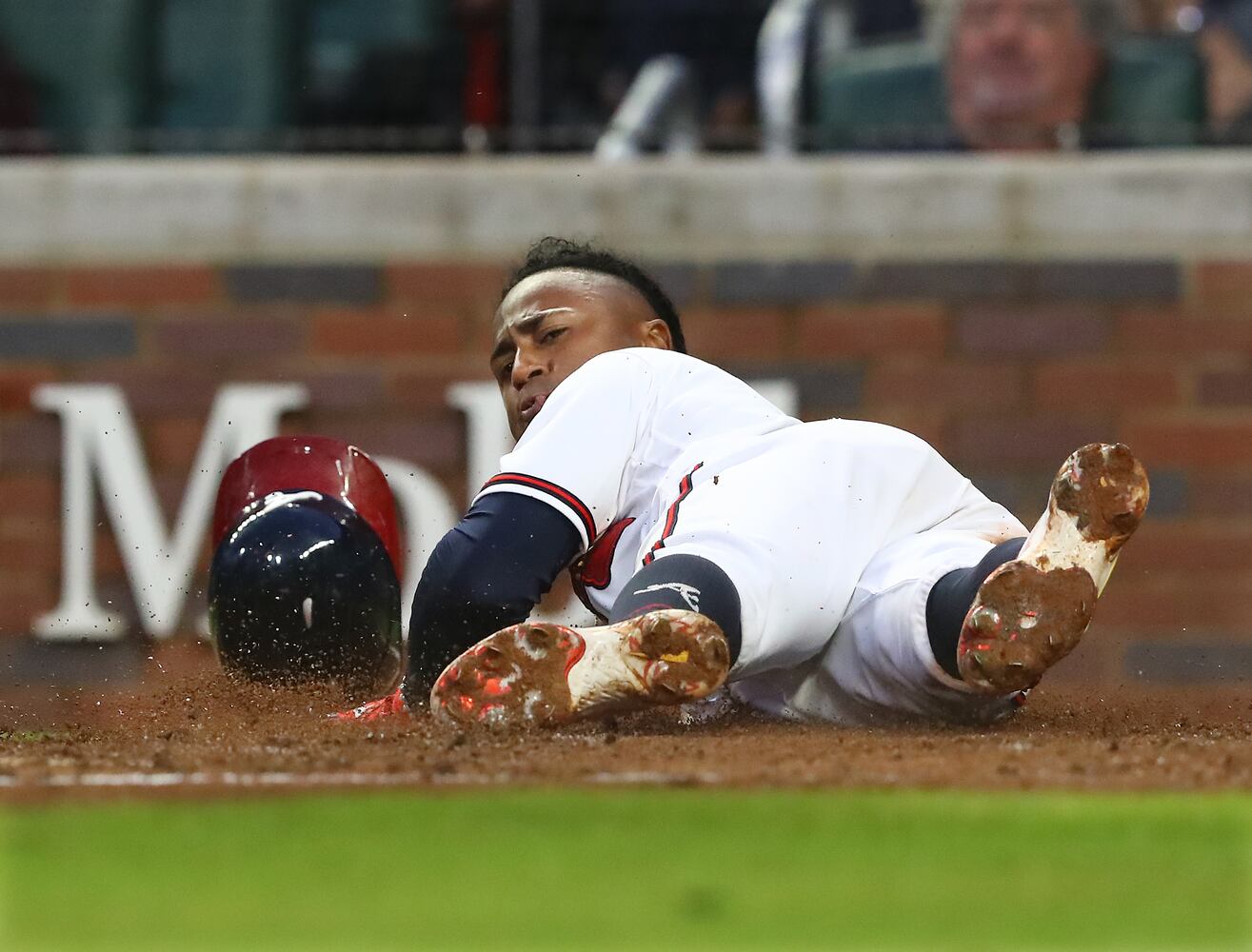 BRAVES PHOTO