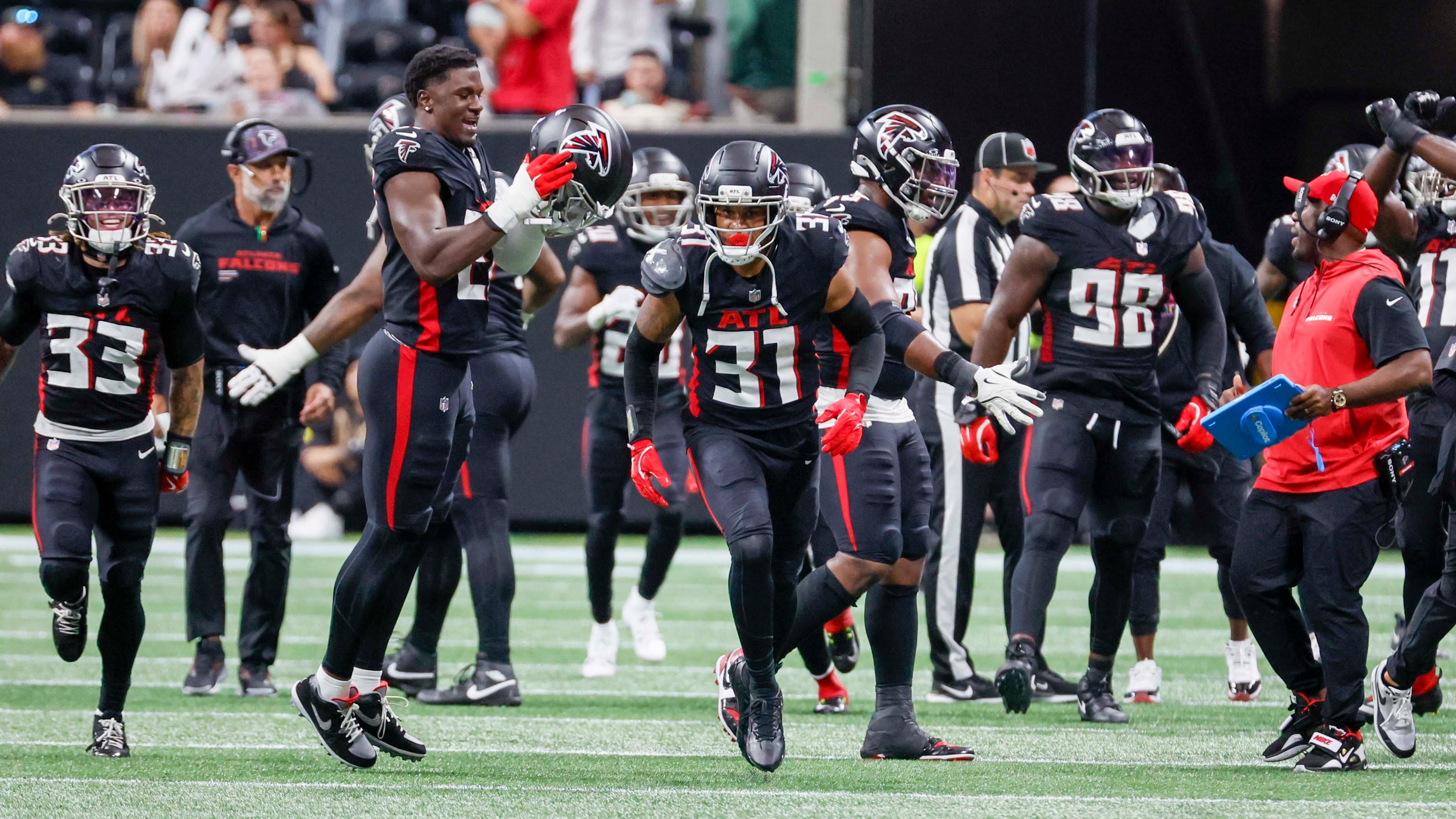 The Falcons are looking to hand the Buffalo Bills their second straight loss in the Monday Night Football matchup at Mercedes-Benz Stadium.
(Miguel Martinez/ AJC)