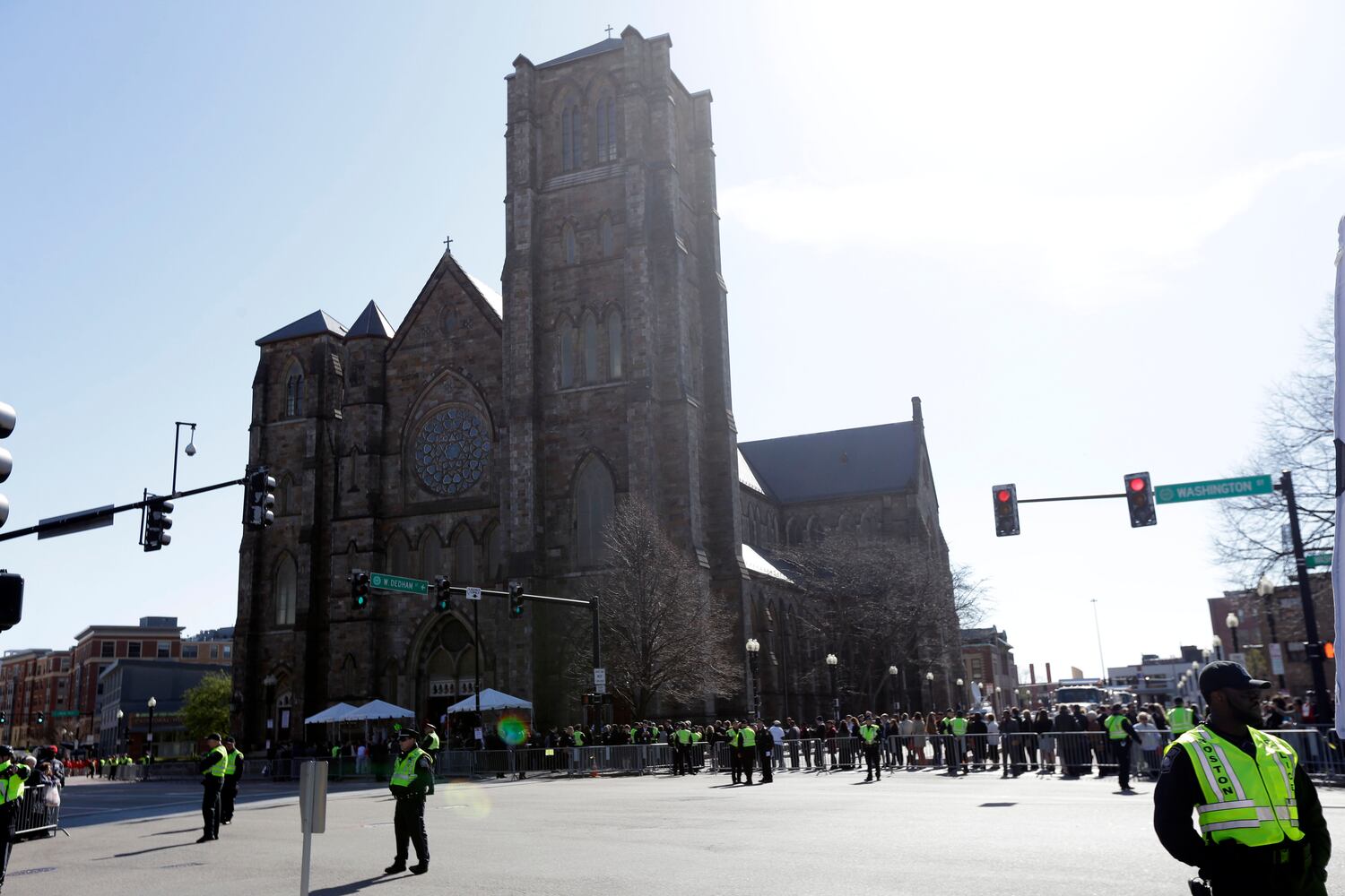April 18, 2013: President, first lady attend healing service