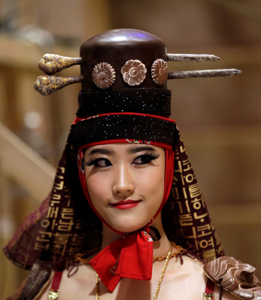Chocolate fashion shows in South Korea, China