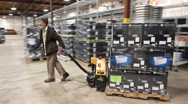 Truckloads of voting machines arrived Tuesday at Fulton County’s Election Preparation Center in Atlanta. An Atlanta Journal-Constitution polls found that 85% of respondents expressed some degree of confidence that Georgia’s new voting machines will accurately record election results.