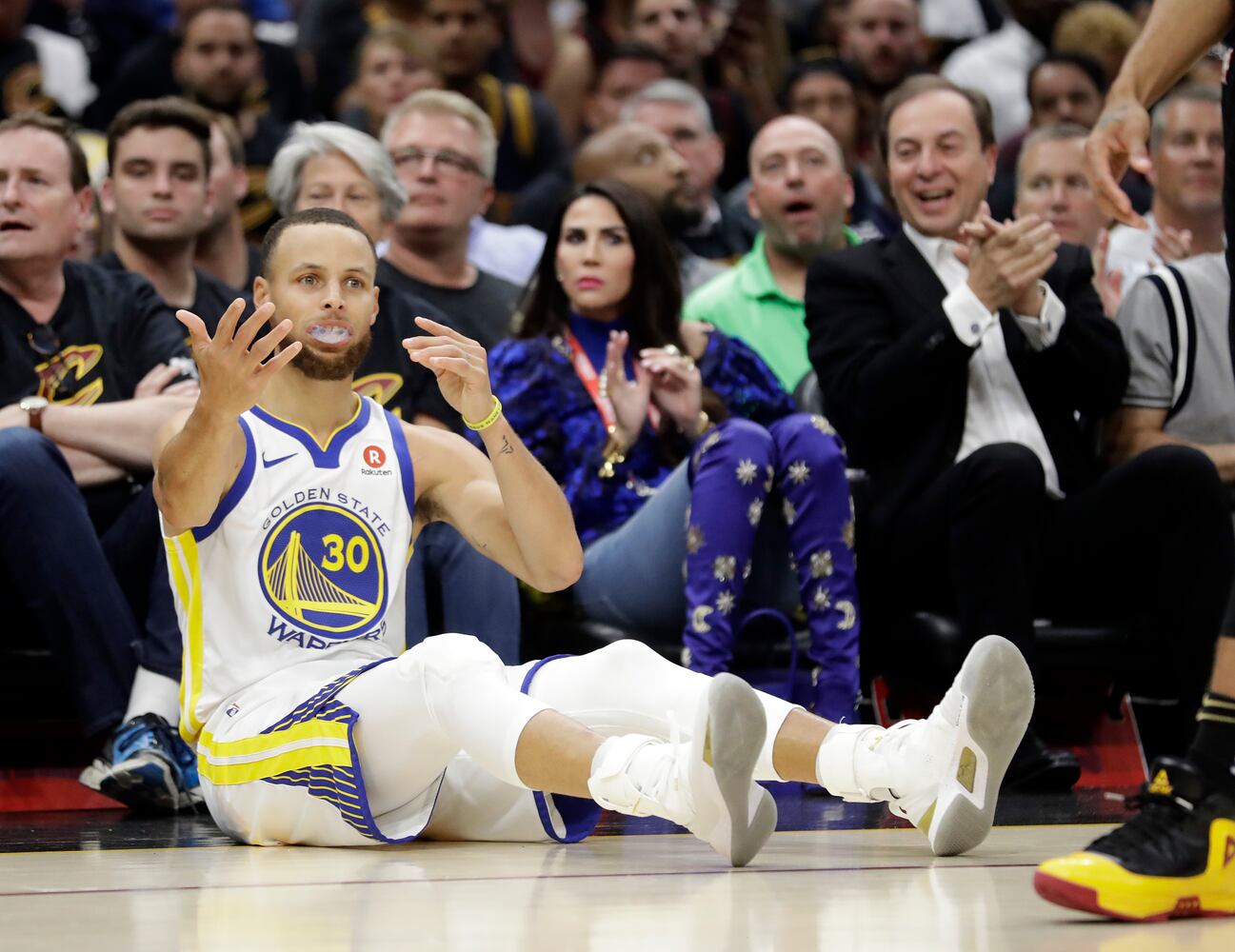 Photos: Warriors vs. Cavaliers in 2018 NBA Finals Game 4