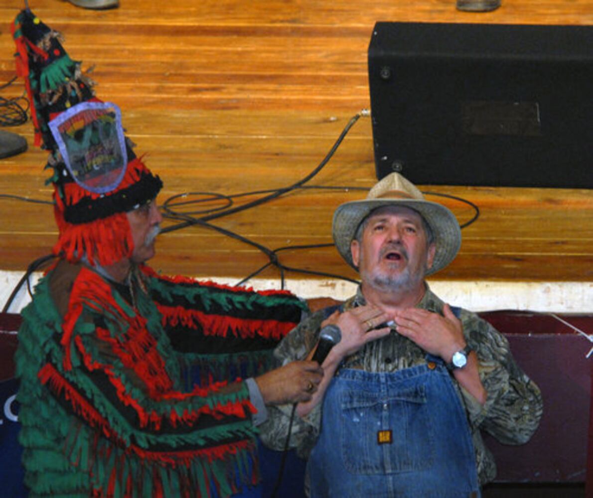 Courir,' costume and chickens mark Cajun Mardi Gras
