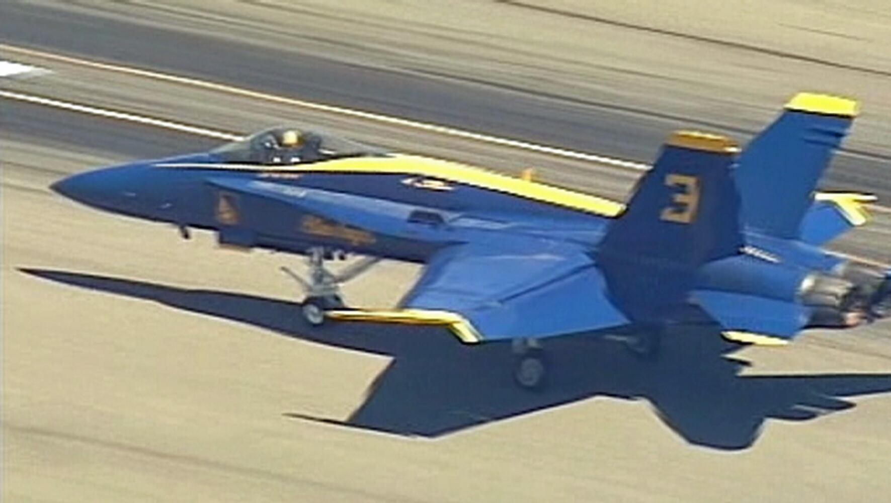 Blue Angels arrive in Seattle