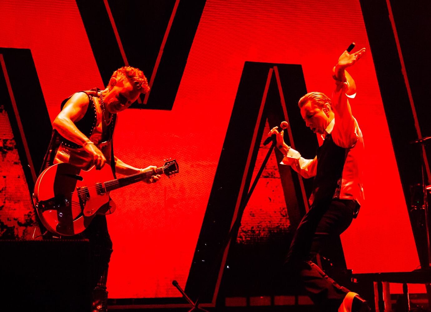 AAJC 101623 depeche mode