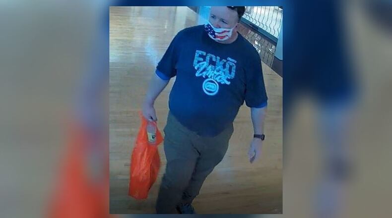 Police say this man stole 25 pairs of sunglasses worth more than $4,700 from Sunglass Hut.