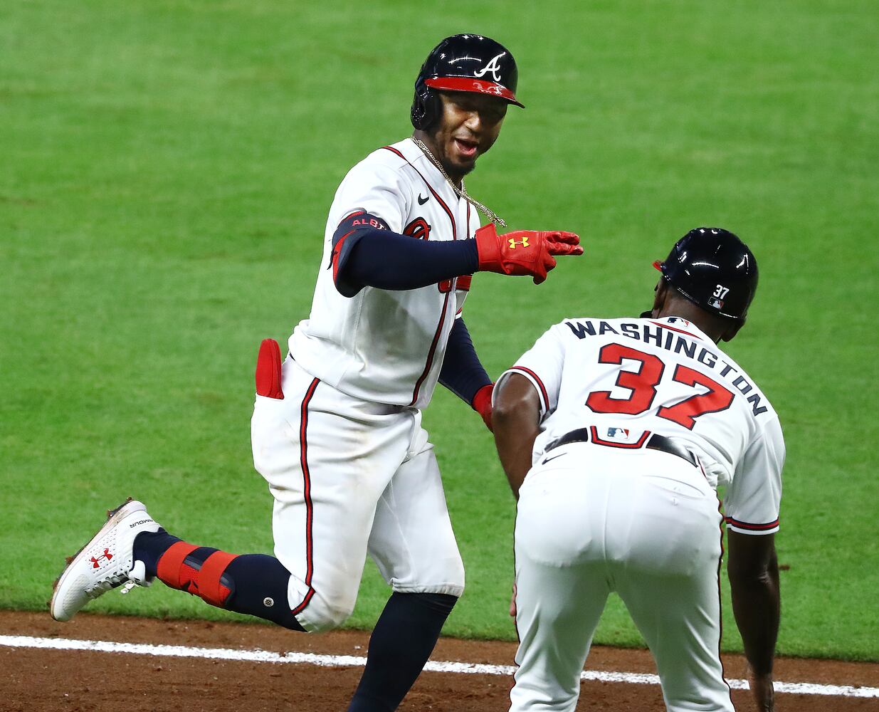 BRAVES MARLINS