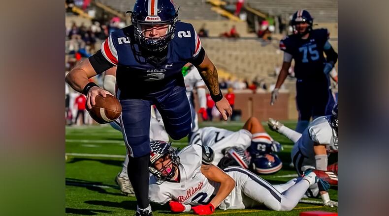 5-star Jared Curtis is the nation's No. 1 quarterback prospect for 2026 for both the 247Sports Composite Ranking and the On3 Industry Ranking. He's set to decide between Georgia and Oregon on Monday. (Courtesy photo)