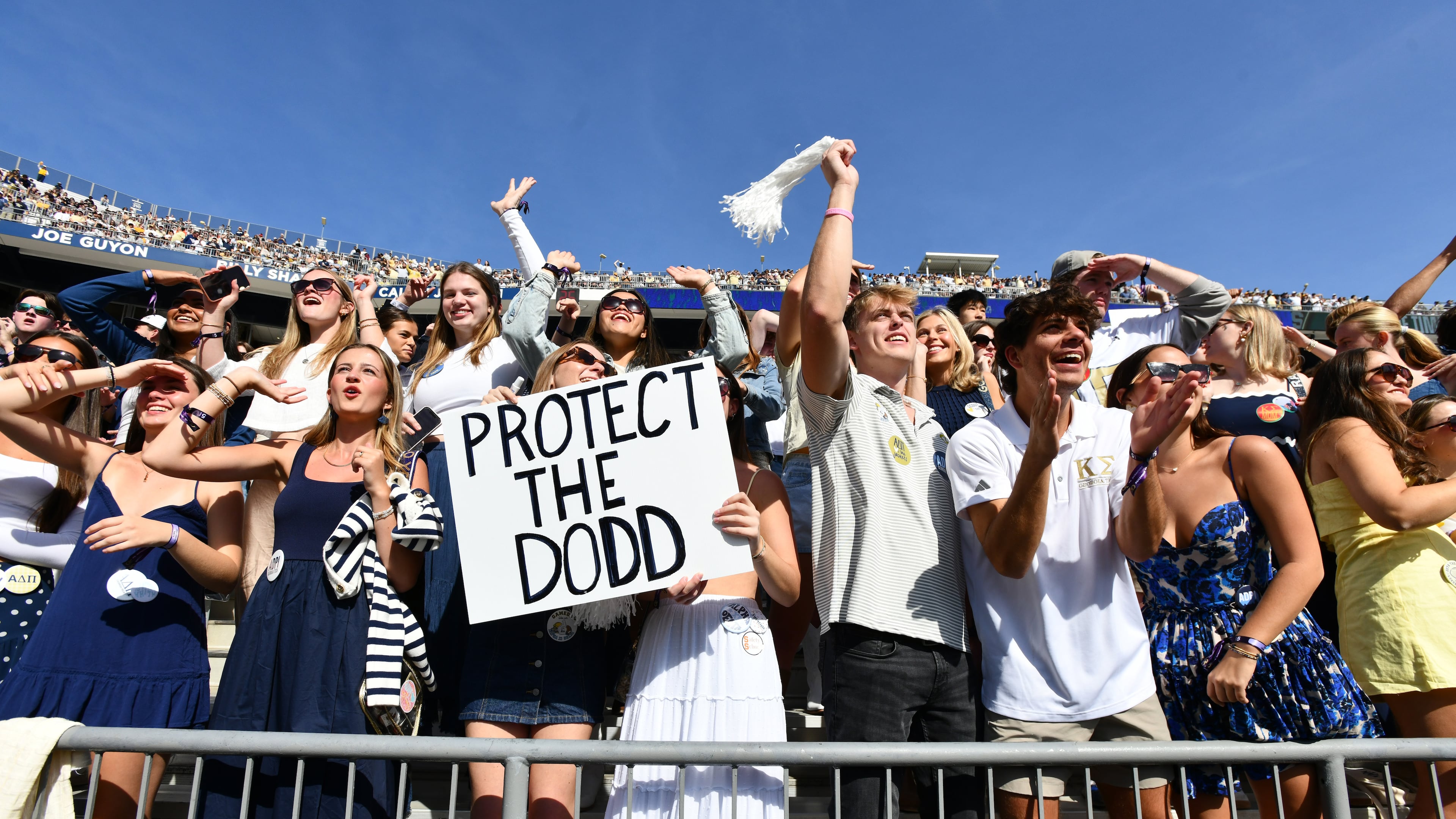 Georgia Tech fans cheer during the first half of an NCAA college football game at Bobby Dodd Stadium, Saturday, October 25, 2025 in Atlanta. (Hyosub Shin / AJC)