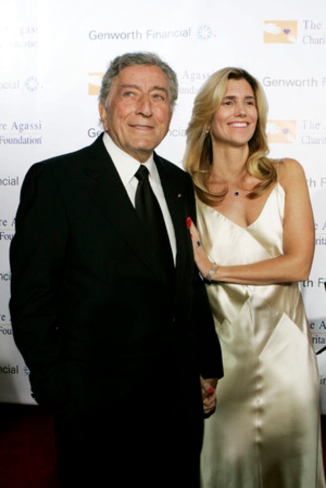 Andre Agassi hosts benefit in Las Vegas
