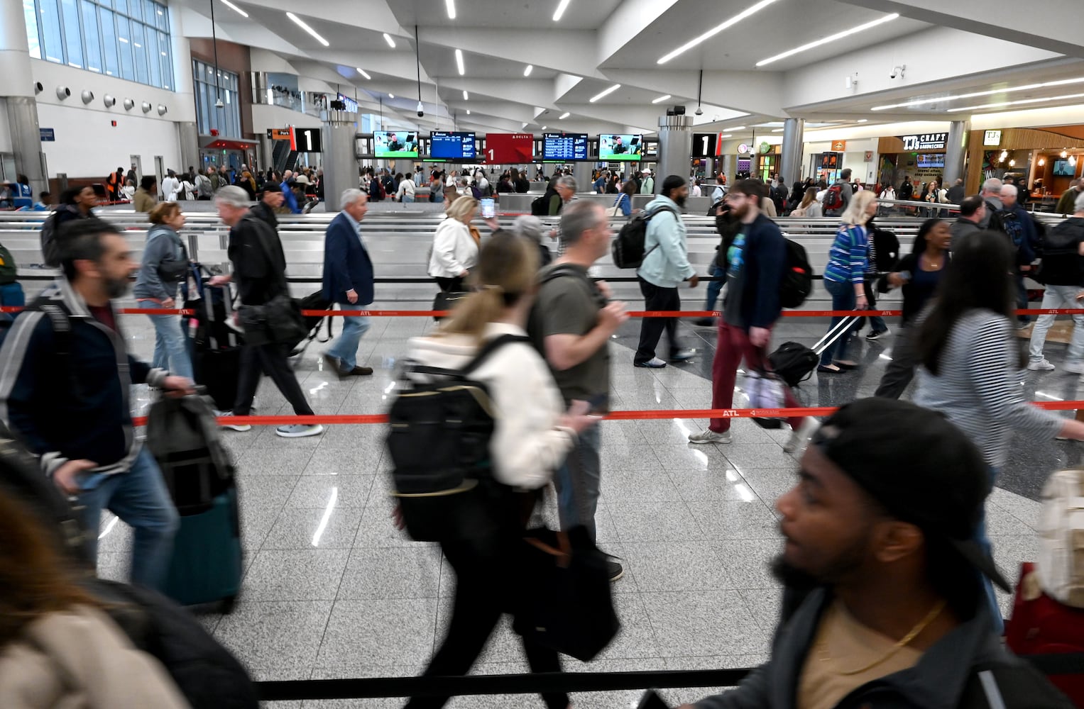 Saturday and weekend airport wait times