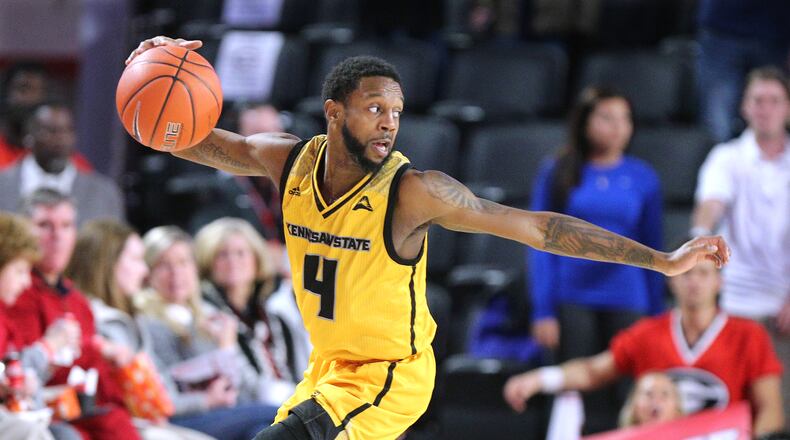 Kennesaw State guard Tyler Hooker works against Georgia during the first half on Tuesday, Nov. 27, 2018, in Athens. Curtis Compton/ccompton@ajc.com