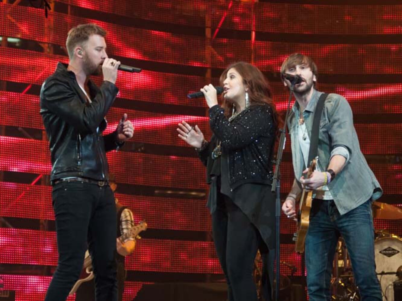 Lady Antebellum at RodeoHouston 2013