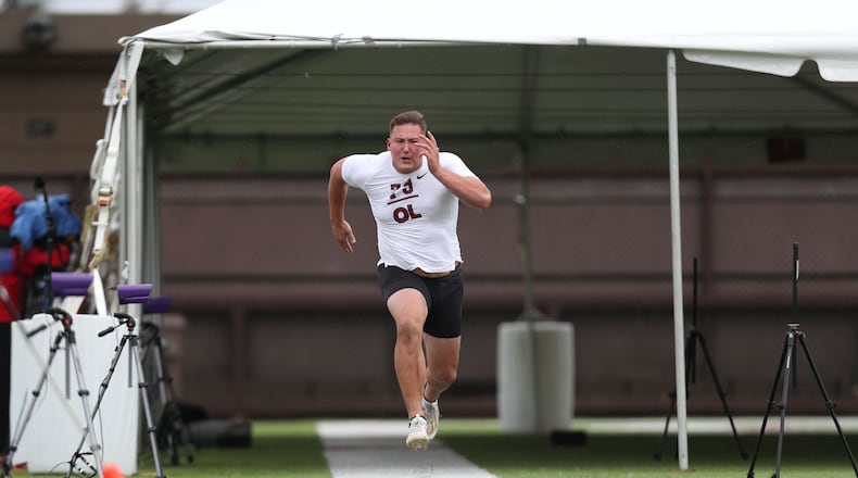 Stanford's Drew Dalman participates in the school's pro day football workout for NFL scouts in Stanford, Calif., Thursday, March 18, 2021. (AP Photo/Jed Jacobsohn)