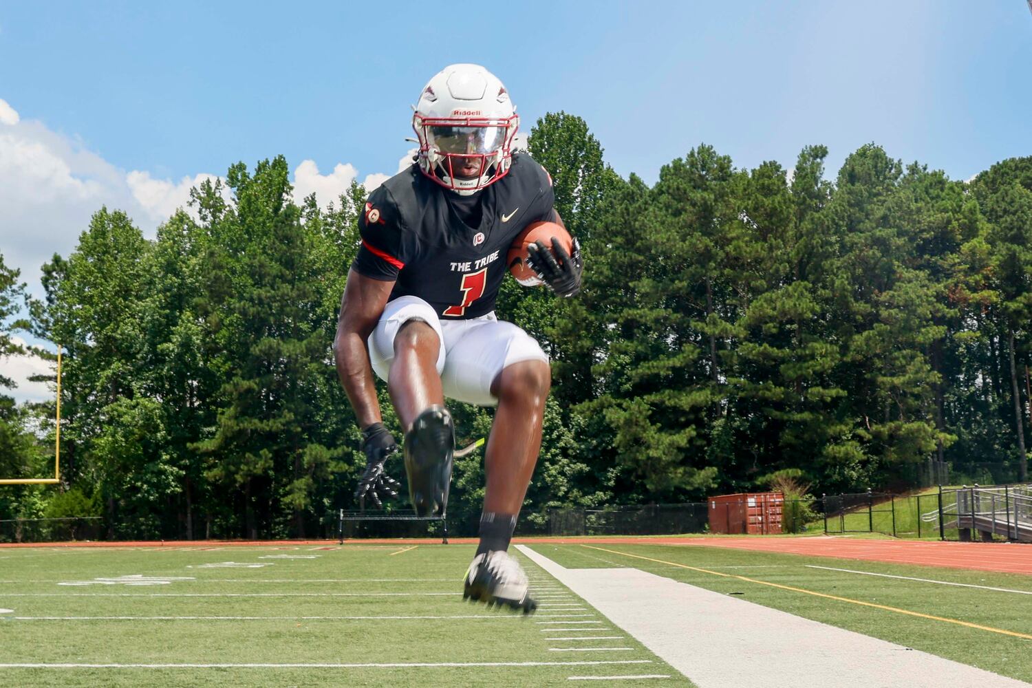 AJC Super 11, Gary Walker