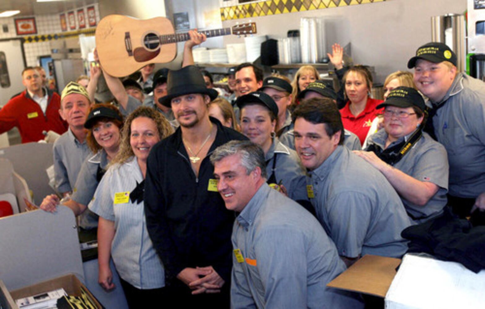 Kid Rock delivers on his promise of fundraiser