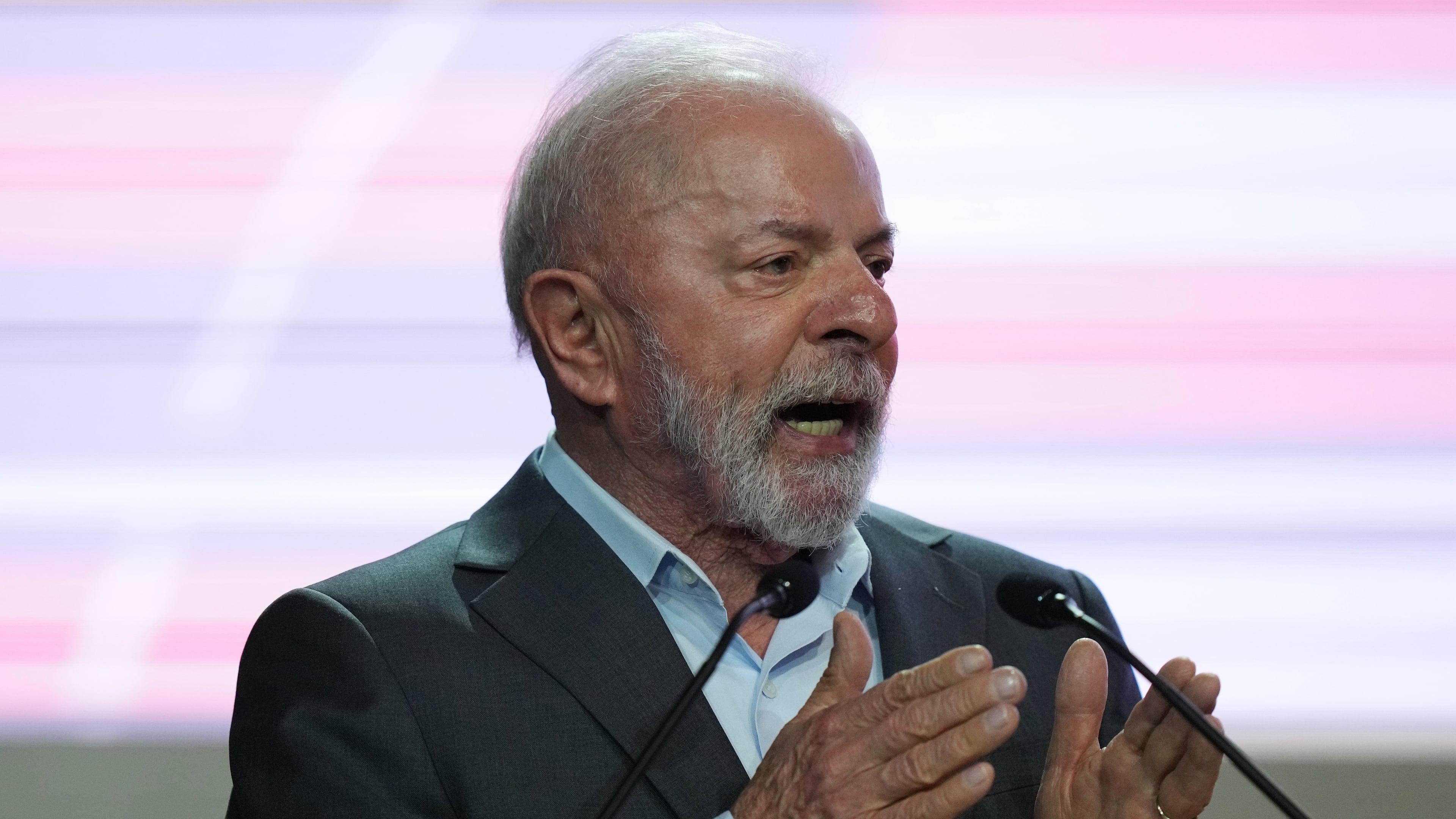 Brazil President Luiz Inacio Lula da Silva speaks during a plenary session at the COP30 U.N. Climate Summit, Monday, Nov. 10, 2025, in Belem, Brazil. (AP Photo/Fernando Llano)