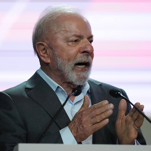 Brazil President Luiz Inacio Lula da Silva speaks during a plenary session at the COP30 U.N. Climate Summit, Monday, Nov. 10, 2025, in Belem, Brazil. (AP Photo/Fernando Llano)