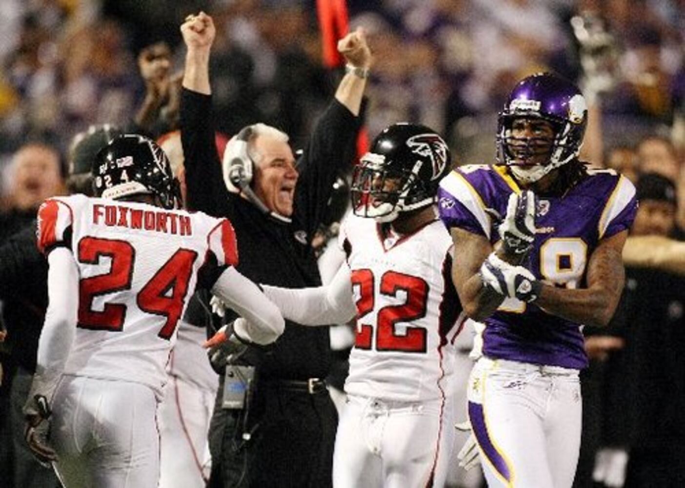 Falcons' Mike Smith named Coach of Year