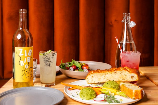 Side Saddle Wine Saloon opened in the Boulevard Heights neighborhood with wine, cocktails and food and coffee next door. (Rebecca Carmen/Courtesy of Side Saddle Wine Saloon)