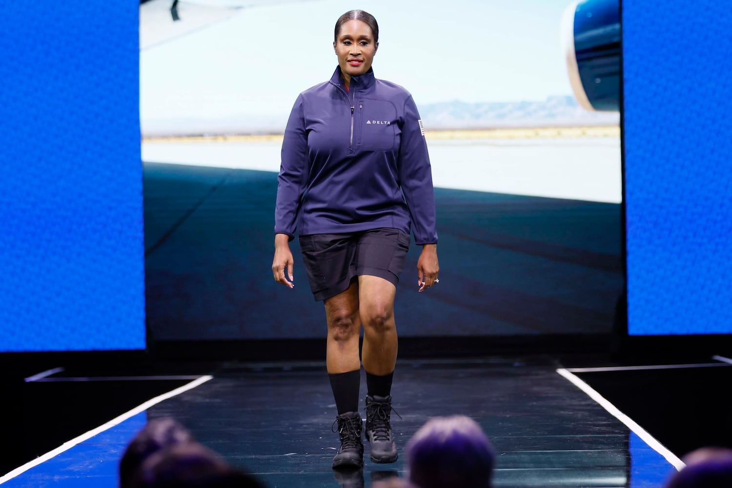 Delta unveils new employee uniform 
