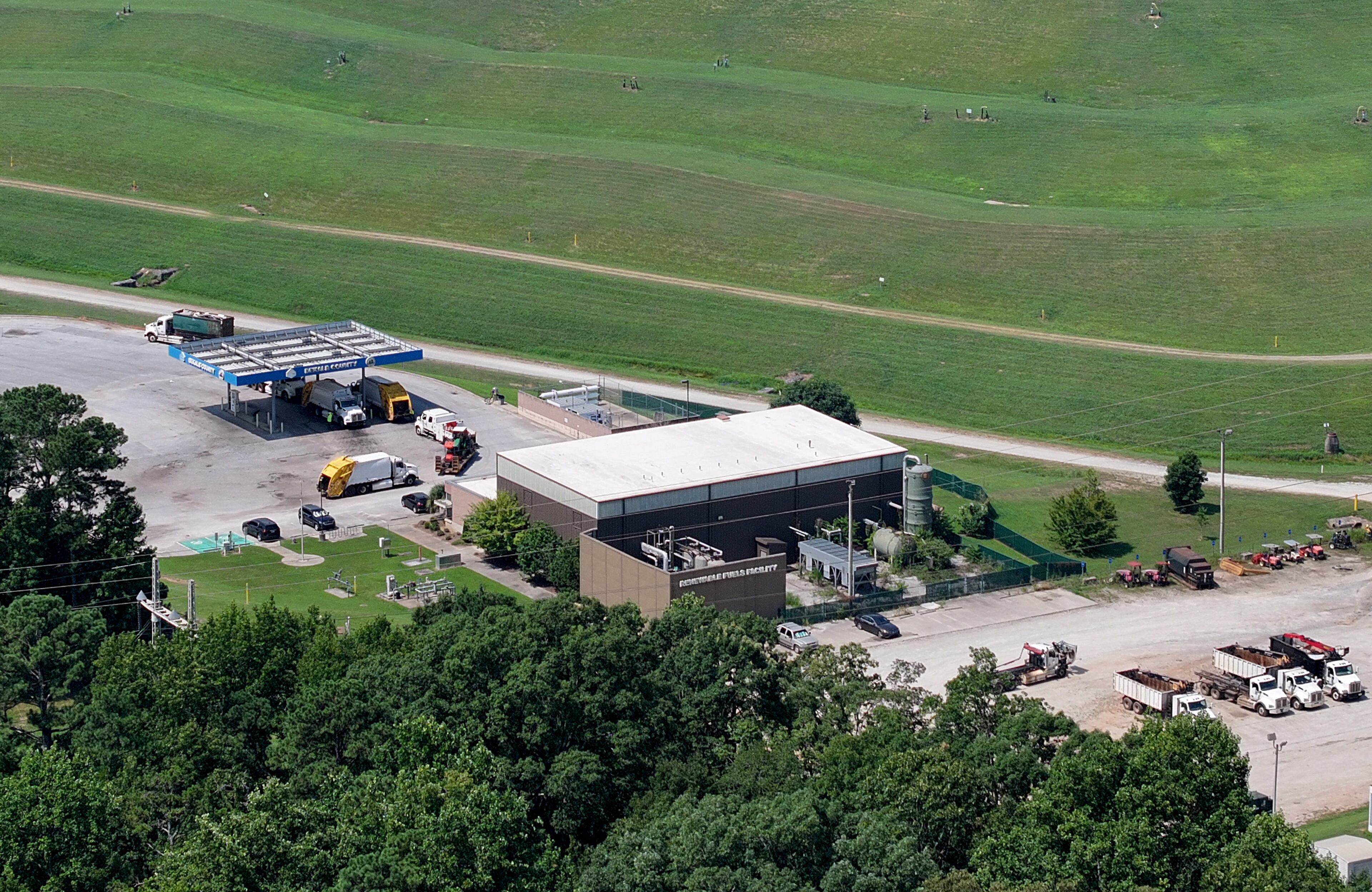 DeKalb County’s Renewable Fuels Facility and renewable natural gas filling station are at the Seminole Road Municipal Landfill, (Hyosub Shin/AJC)