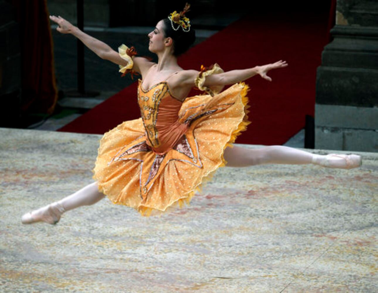 Mexico's National Dance Company