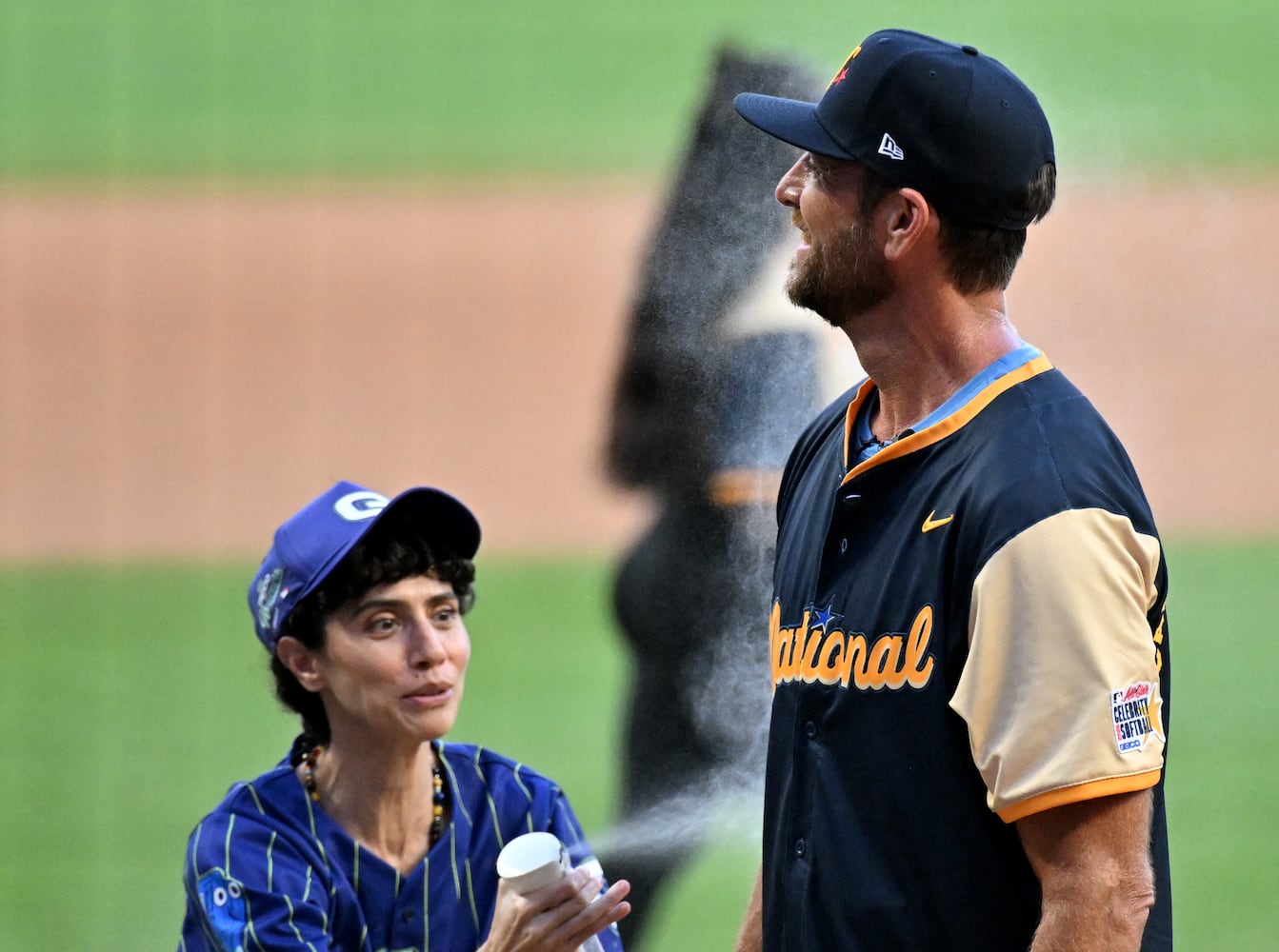 PHOTOS: Futures and Celebrity softball