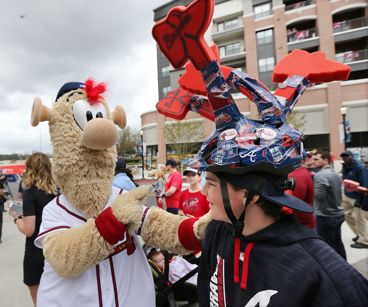 Photos: Opening day festivities at SunTrust Park