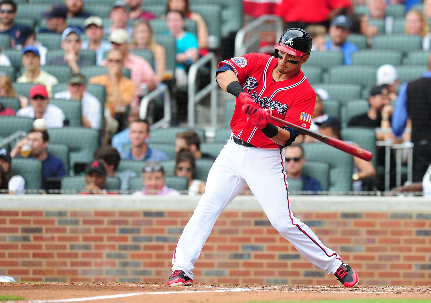 Photos: Braves rookie Rio Ruiz hits first home run