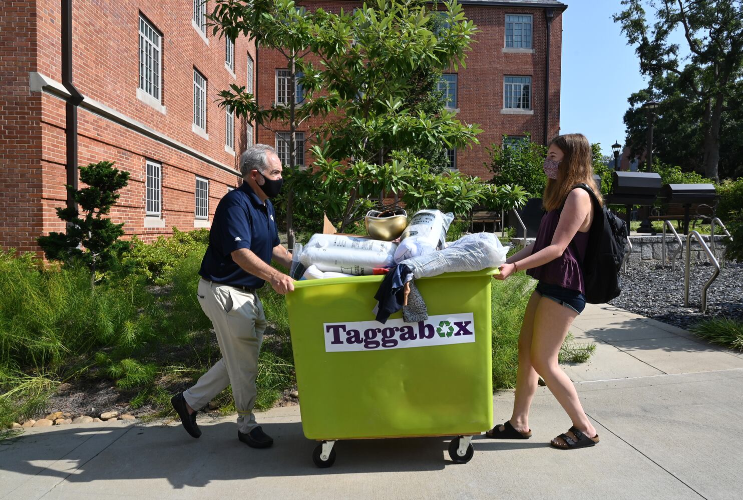 New Georgia Tech students move in