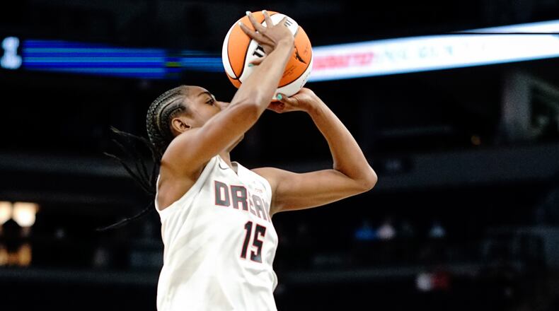 Atlanta Dream guard Tiffany Hayes drives to the basket. (Kelsey Bibik/Atlanta Dream)