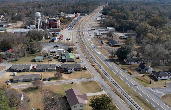 Aerial photo shows downtown Jeffersonville, Wednesday, Nov. 19, 2025, in Twiggs County. A proposal to rezone nearly 300 acres of timberland for a data center in Twiggs County is drawing widespread criticism from residents. (Hyosub Shin/AJC)