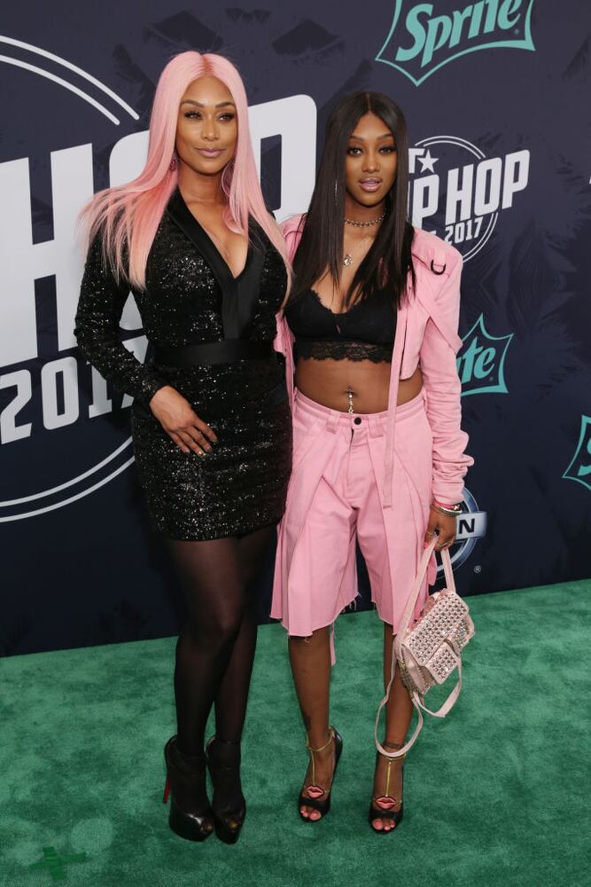Photos: 2017 BET Hip Hop Awards red carpet