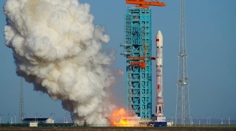 In this photo released by Xinhua News Agency, the Zhuque-3 Y2 rocket takes off at the Dongfeng commercial space innovation pilot zone in northwestern China Wednesday, Aug. 19, 2026. (Wang Jiangbo/Xinhua via AP)
