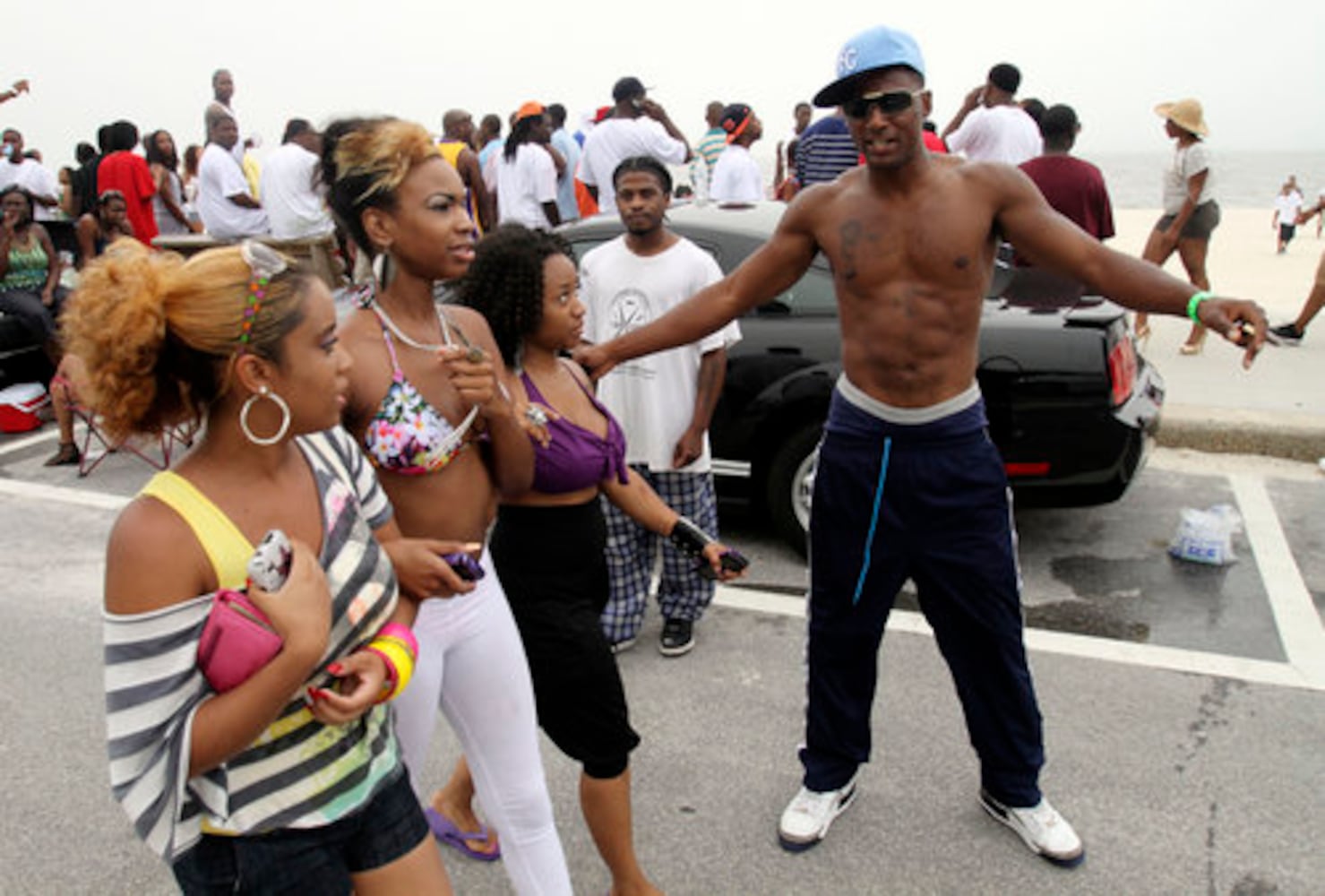 Biloxi draws black spring breakers