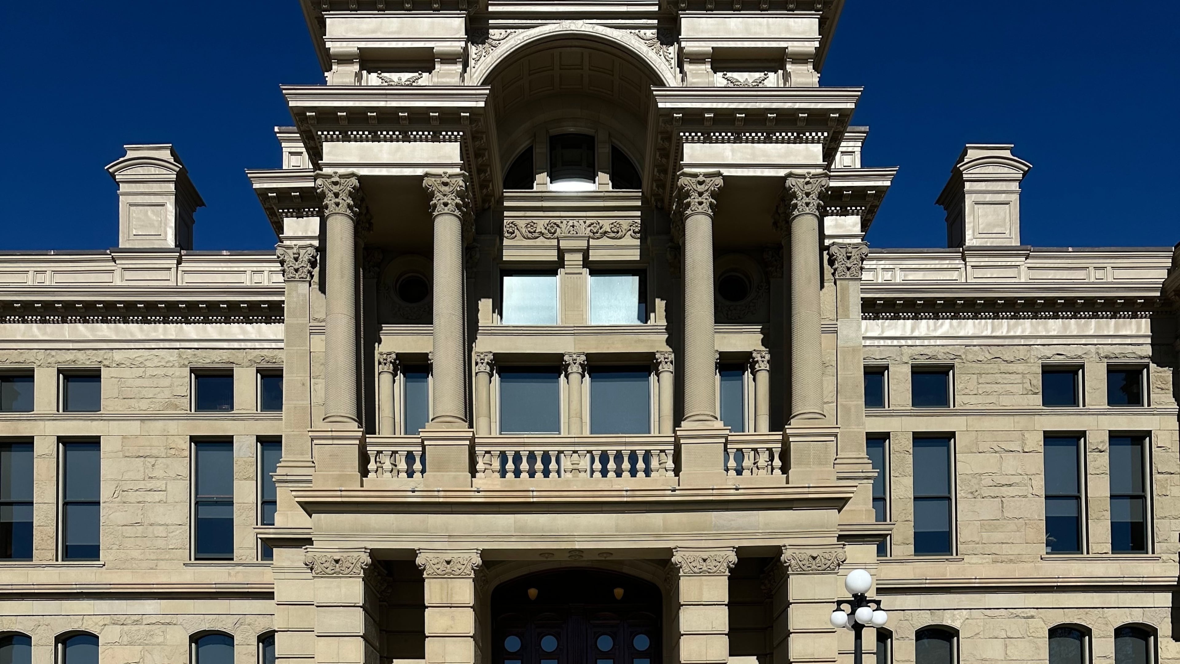 The Great Seal of the State of Wyoming, where a homemade bomb was left on Tuesday that caused the Wyoming Capitol to be evacuated, is seen Wednesday, Oct. 22, 2025, in Cheyenne, Wyo. (AP Photo/Mead Gruver)