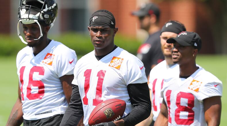 June 13, 2017, Flowery Branch: Falcons wide receivers Anthony Dable (from left), Julio Jones, and Taylor Gabriel during the first day of mini-camp on Tuesday, June 13, 2017, in Flowery Branch. Curtis Compton/ccompton@ajc.com