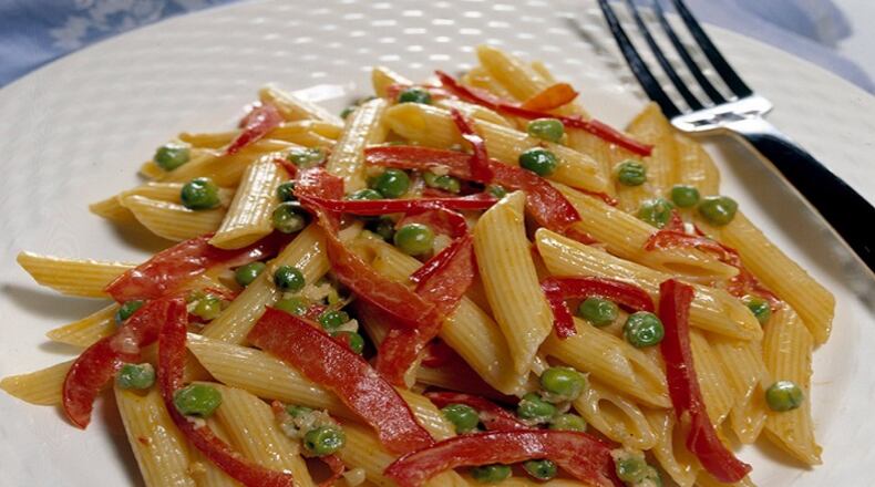 Whip up this pasta and pop open a bottle to match. (Bob Fila/Chicago Tribune/TNS)