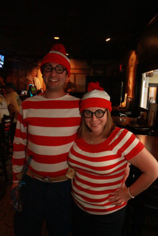 Where's Waldo Atlanta bar crawl