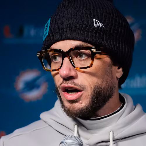 Miami Dolphins head coach Mike McDaniel speaks in a news conference after an NFL football game against the New England Patriots in Foxborough, Mass., Sunday, Jan. 4, 2026. (AP Photo/Robert F. Bukaty)