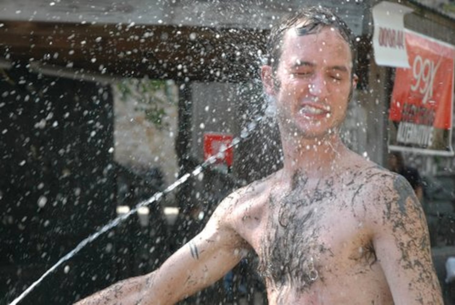Atlanta tries for world’s largest water balloon fight